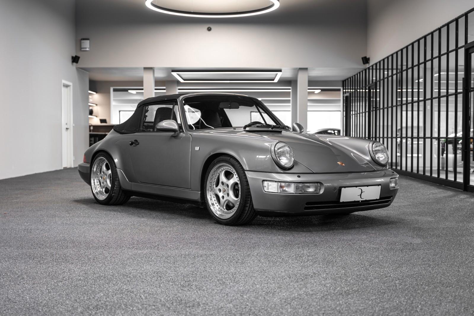 Porsche 964 Carrera 2 Cabriolet