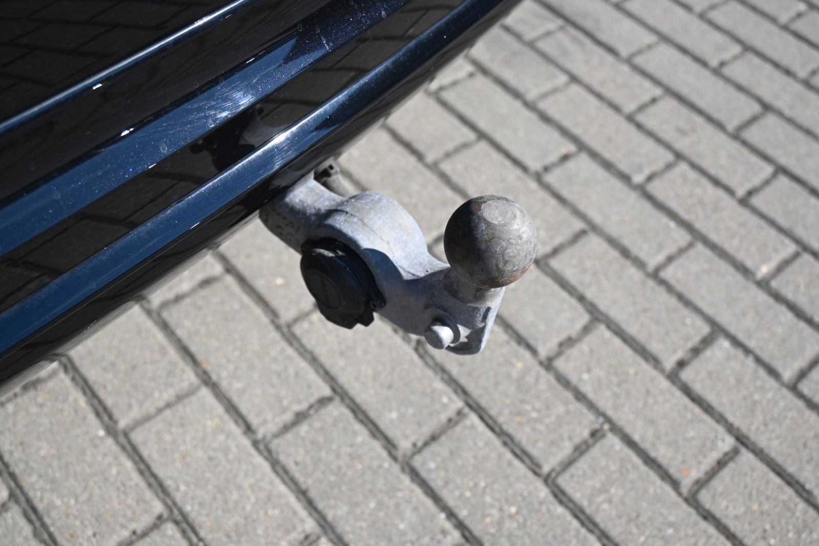 Fahrzeugabbildung Volvo XC60 T8 Plus Dark AWD*360°*FSHZG*AHK*PANO*