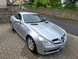 Mercedes-Benz SLK 200 KOMP*Airscarf*Sitzheizung*Leder - gebrauchte Mercedes-Benz SLK 200 aus dem Jahr 2010