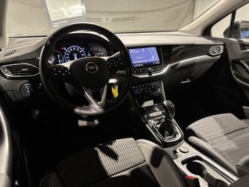 Fotografie 14 des Opel Astra 1.5 D Start/Stop Sports Tourer Elegance
