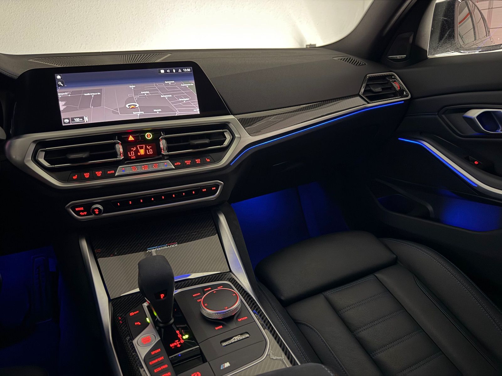 Fahrzeugabbildung BMW M340 d xDrive/STHZ/LASER/HuD/PANO/DRAVIT/DE FZG