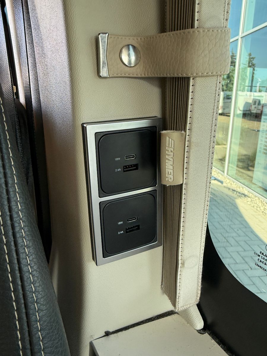 Fahrzeugabbildung HYMER / ERIBA / HYMERCAR Sydney GT 60 Limited