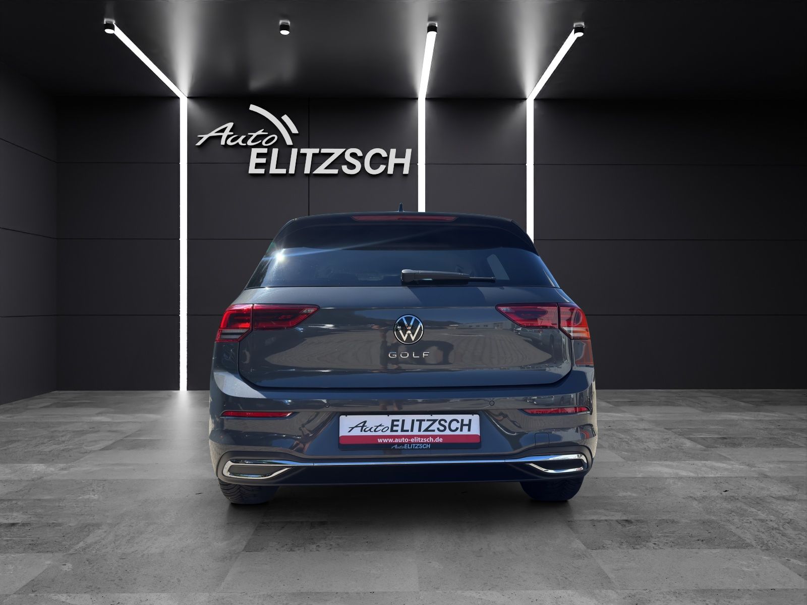 Fahrzeugabbildung Volkswagen Golf VIII Active TDI DSG LED ACC SHZ PDC NAVI AM