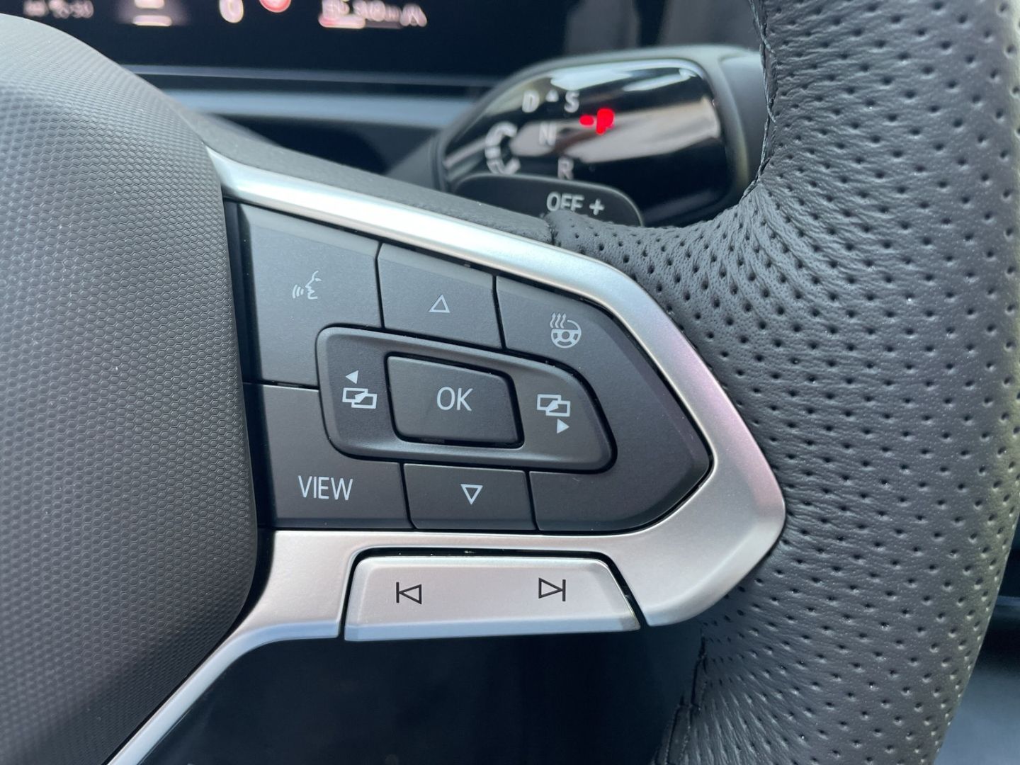 Tiguan 2.0 TDI DSG Black Style AHK/IQ.Light/Navi