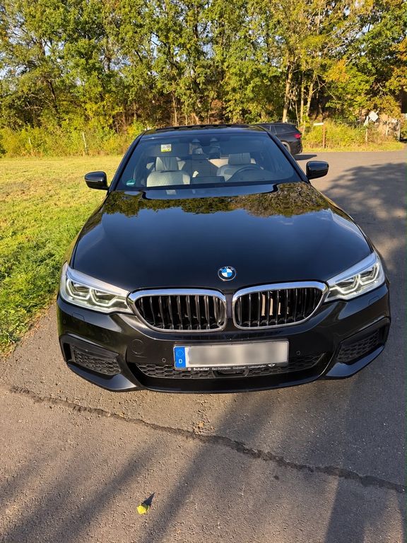 Image of BMW 530