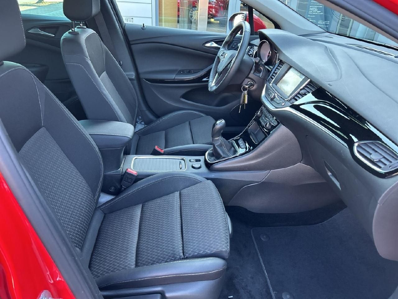 Fahrzeugabbildung Opel Astra K Lim. 5-trg. Innovation