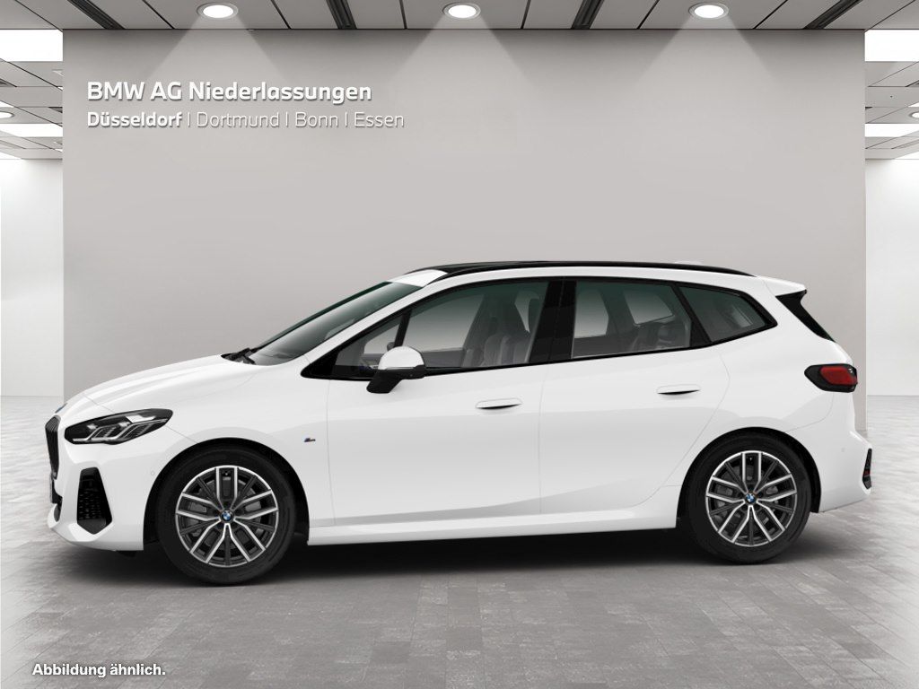 BMW 223 Active Tourer - Bild 8