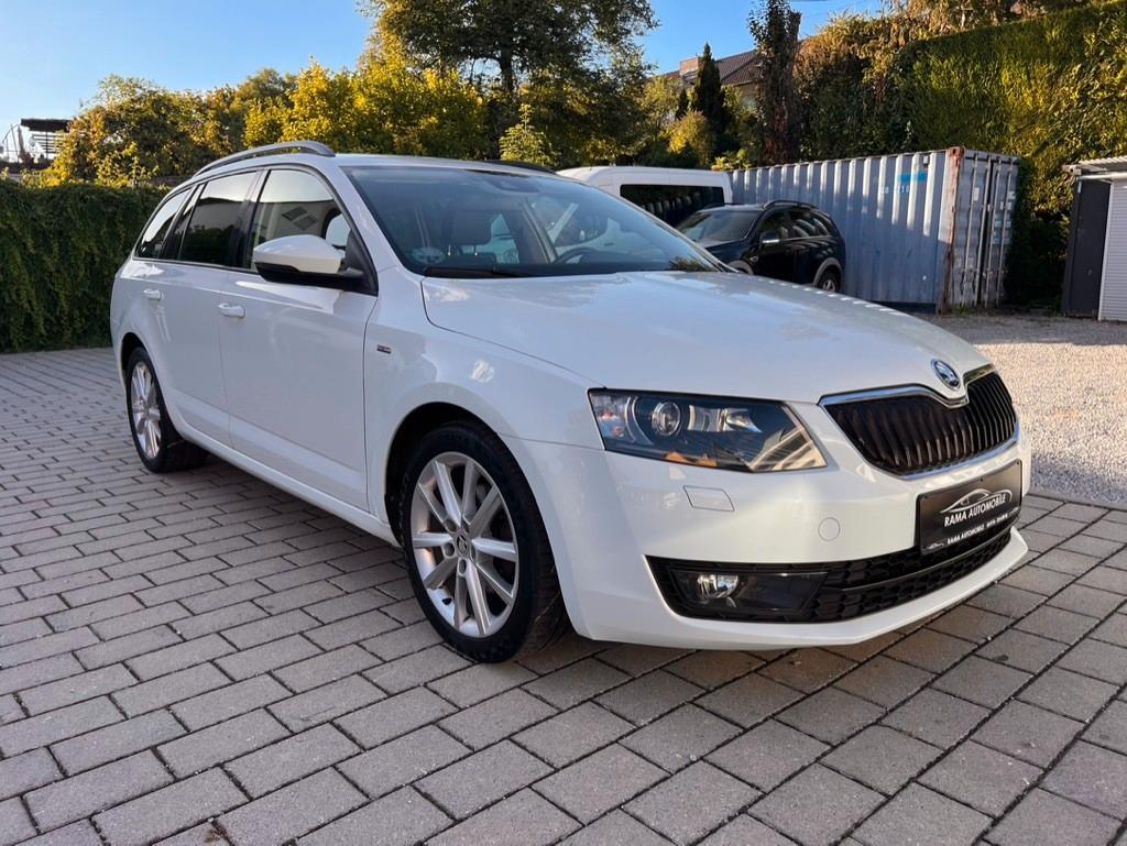 Skoda Octavia Combi Joy 2.0 SHZ PDC NAVI AHK 1HAND