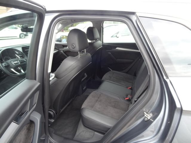 Fahrzeugabbildung Audi Q5 40 TDI quattro/HUD/1.Hand/Leder/74.000 Km