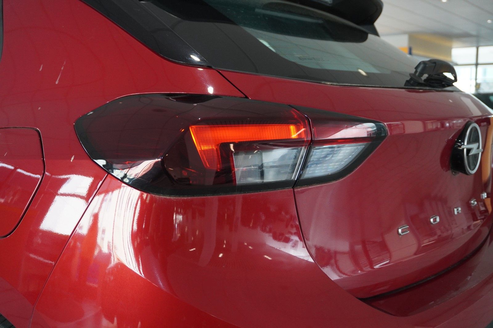 Fahrzeugabbildung Opel Corsa F 1.2 FACELIFT NAVI/LED/KAMERA/VIRT/SH/DAB