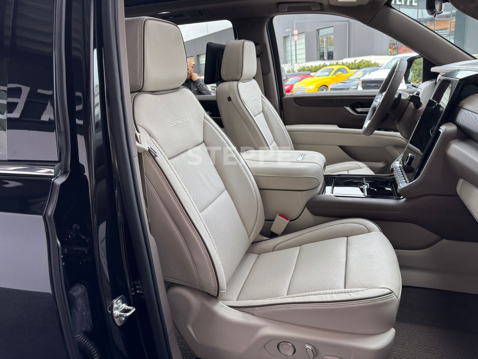 Gmc Yukon 2026 6.2V8 DENALI 24" AHK FACELIFT