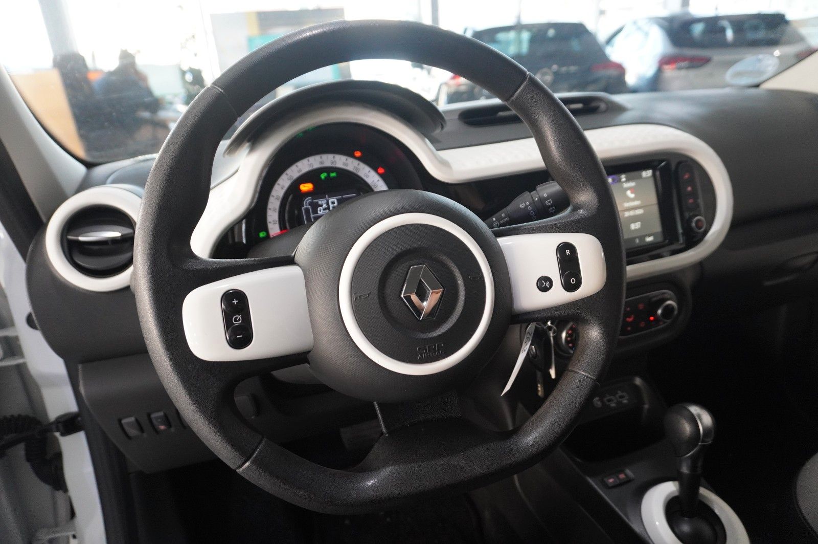 Fahrzeugabbildung Renault Twingo Zen Electric NAVI/LED/USB/TOUCH/DAB/SPORT