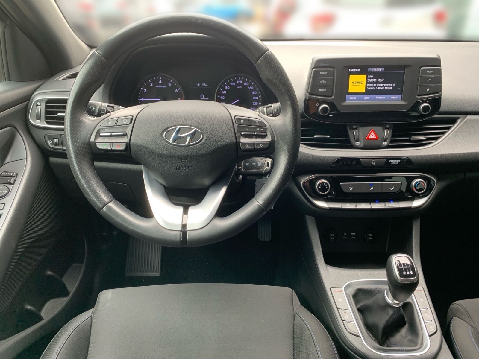 Fahrzeugabbildung Hyundai i30 1.0 T-GDI Passion Kamera 8x bereift
