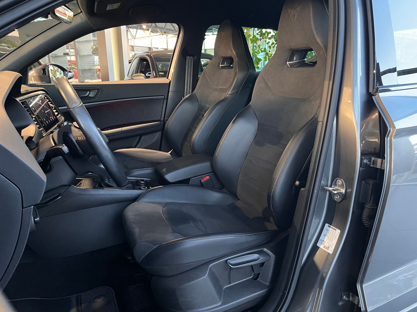 Fahrzeugabbildung CUPRA Ateca 2.0 TSI DSG Allrad BEATS NAVI