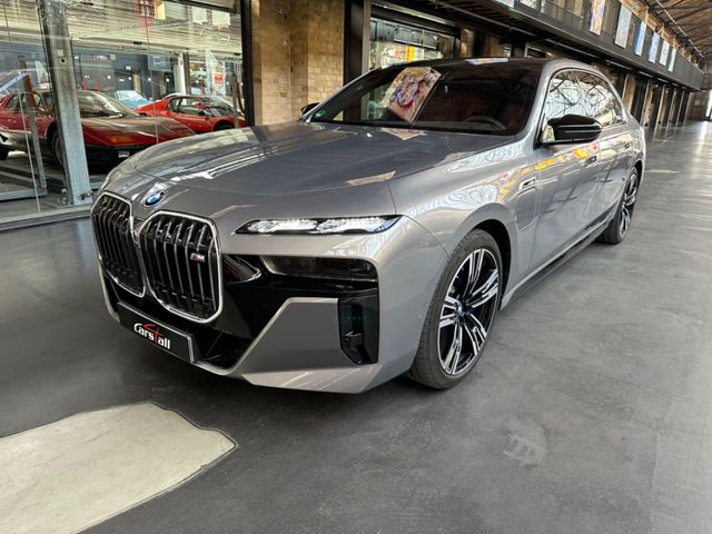 BMW M760e xDrive