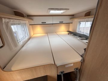 Sunlight Adventure V 67S SOLAR Easyfold Bett Digital LTE