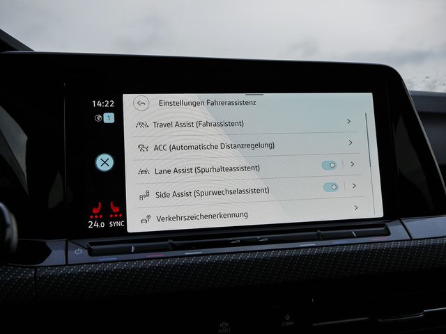 Golf VIII 2.0 TDI R-Line SHZ MATRIX-LED NAVI ACC