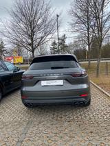 Porsche Cayenne S Modell 2020 - Porsche: Model