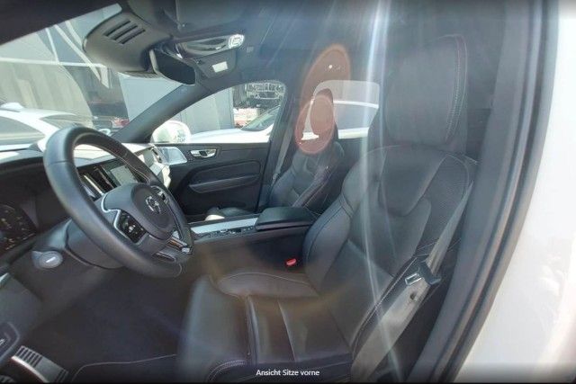 Volvo XC60 D5 R-Design AWD AHK Pano Four-C B&W 360 21Z foto 6