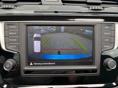 Fahrzeugabbildung Volkswagen Touran Comf. DSG Navi Sitzh Pano AHK Kamera