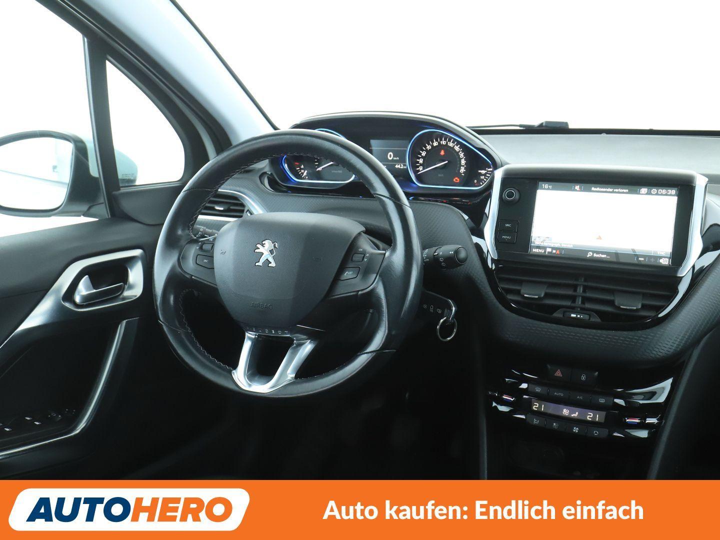 Peugeot 2008 1.2 PureTech Allure*NAVI*TEMPO*PDC*SHZ*