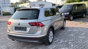 Volkswagen Tiguan - 5