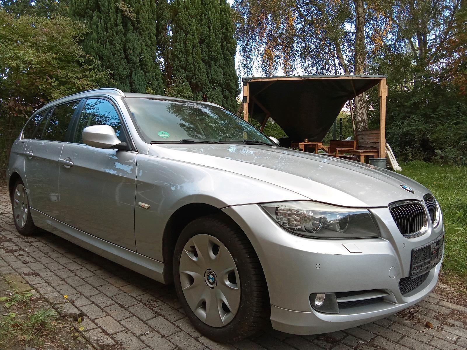 BMW 320 2011 — photo 5