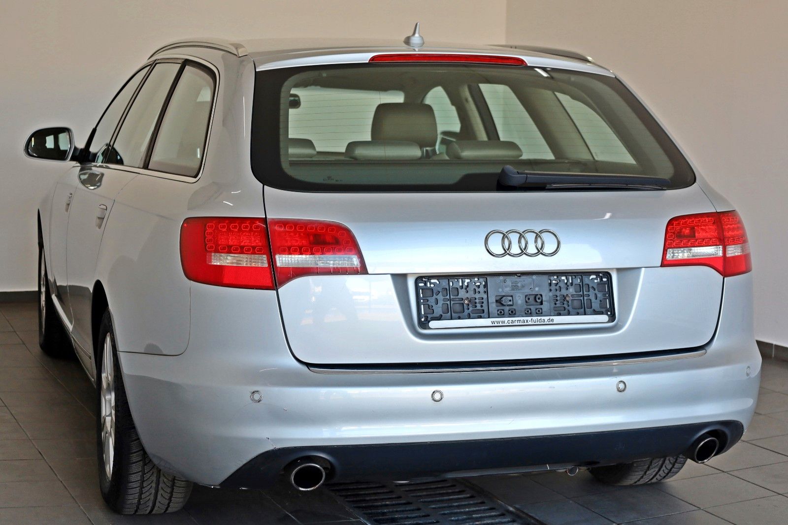 Fahrzeugabbildung Audi A6 Avant 2.8 FSI quattro Navi,Xenon,ÖLVERBRAUCH!