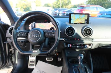 Fahrzeugabbildung Audi A3 1.4 TFSI 2x S Line VC+ACC+18"