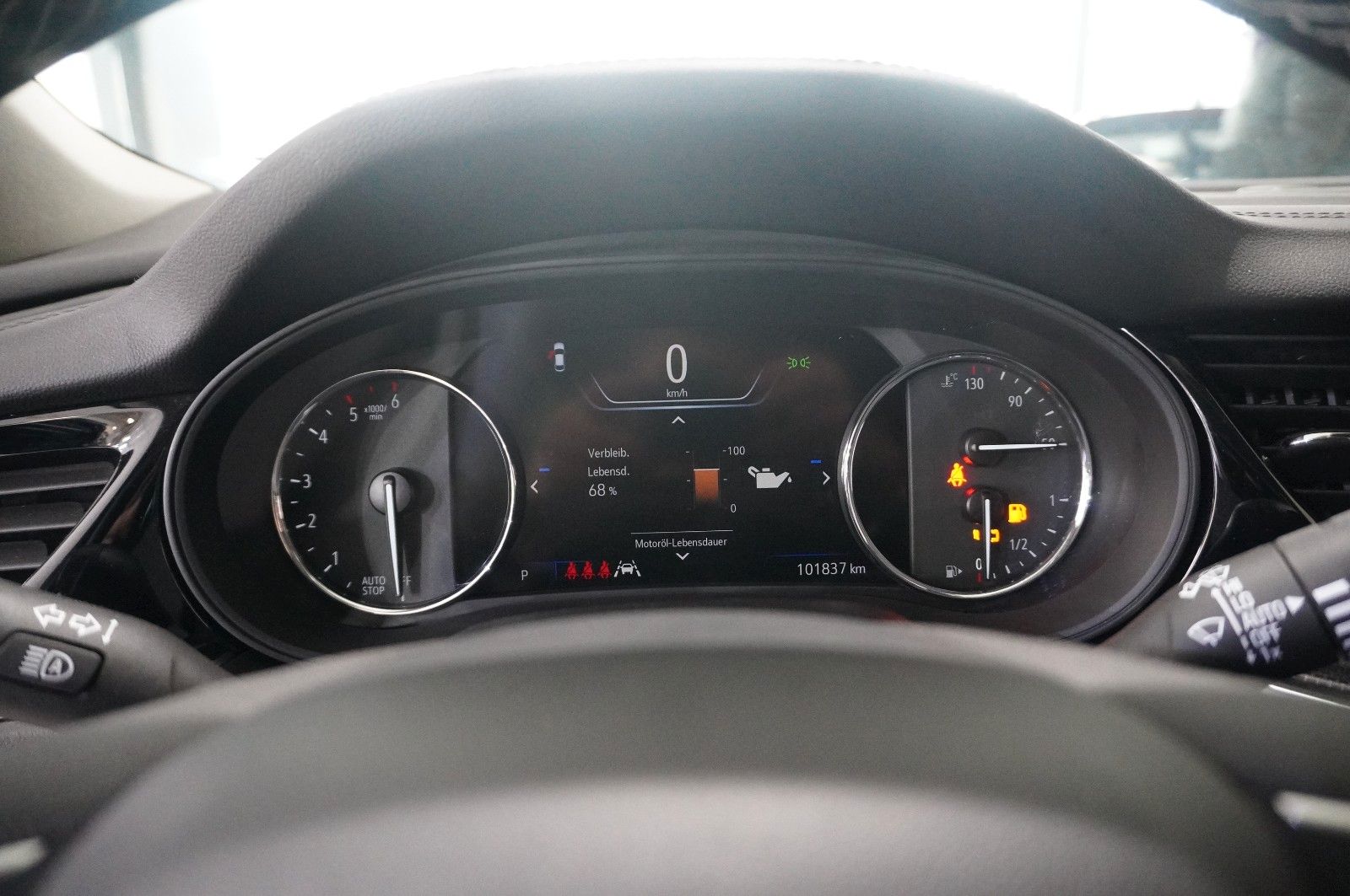 Fahrzeugabbildung Opel Insignia B ST 2.0D ELEGANCE NAVI/LED/KAMERA/DAB+