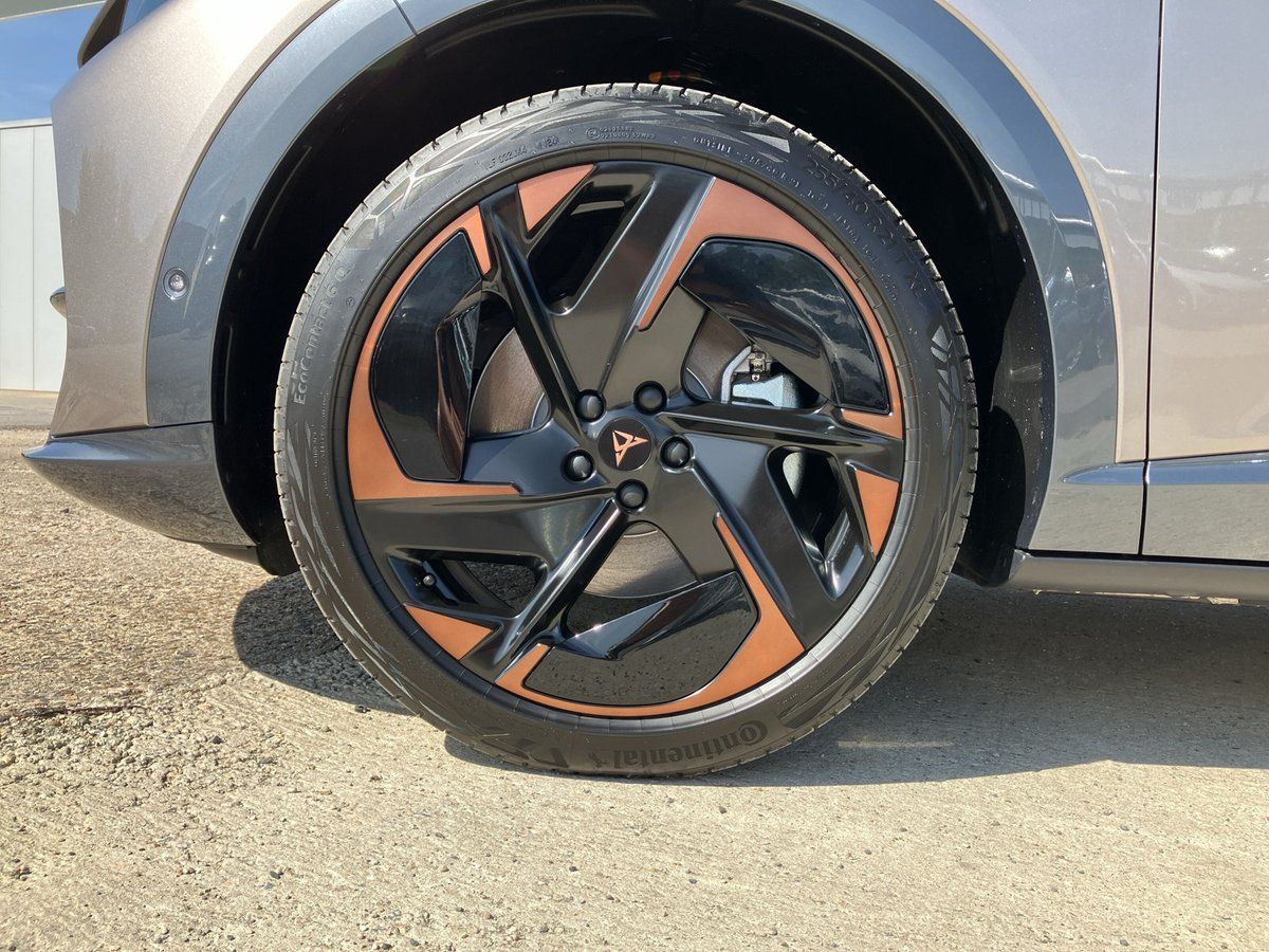 Cupra Tavascan - Bild 13