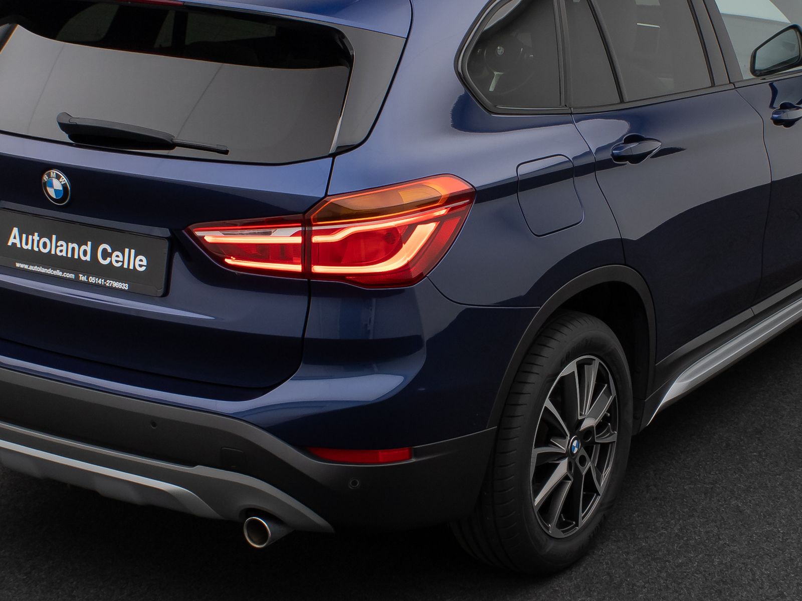 Fahrzeugabbildung BMW X1 sD20i xLine Panorama HUD H/K AHK Leder Voll