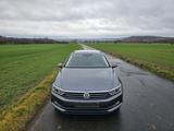 Volkswagen VW Passat Variant 2.0 TDI Comfortline gepflegt - VW Passat Variant von privat