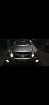 Mercedes-Benz Mercedes E 320 4matic - Mercedes-Benz E 320 aus 2004 mit Benzin-Antrieb: Limousine