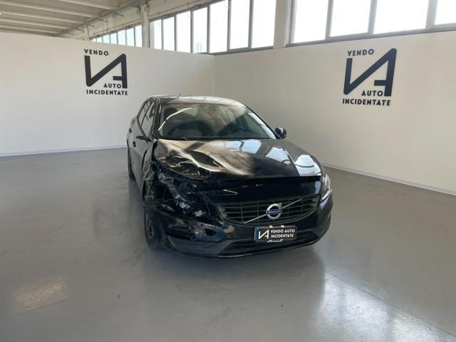 Volvo VOLVO V60 2.0 D2 120CV BUSINESS CAMBIO MANUALE *