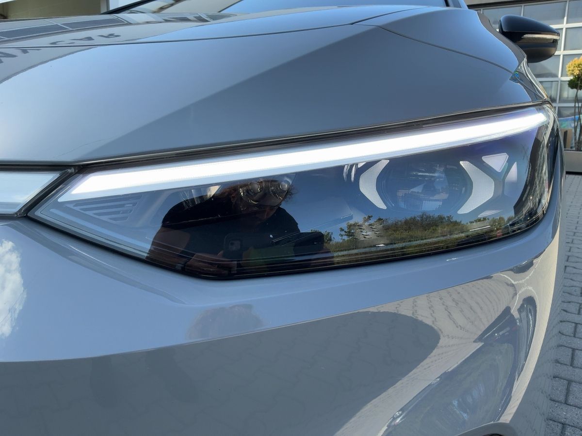 Volkswagen ID.7 Tourer PRO MATRIX NAV AHK ACC WäPu HuD 360° foto 21