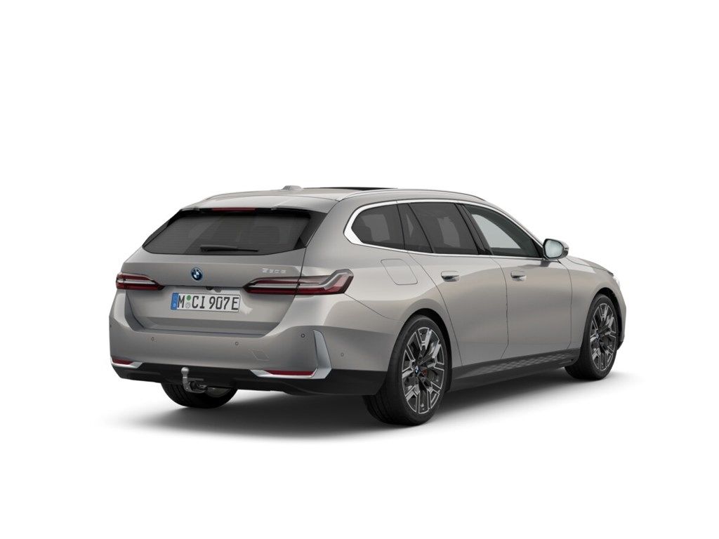 Fahrzeugabbildung BMW 530 e Touring M Sport Pro Park-Assistent Plus 20