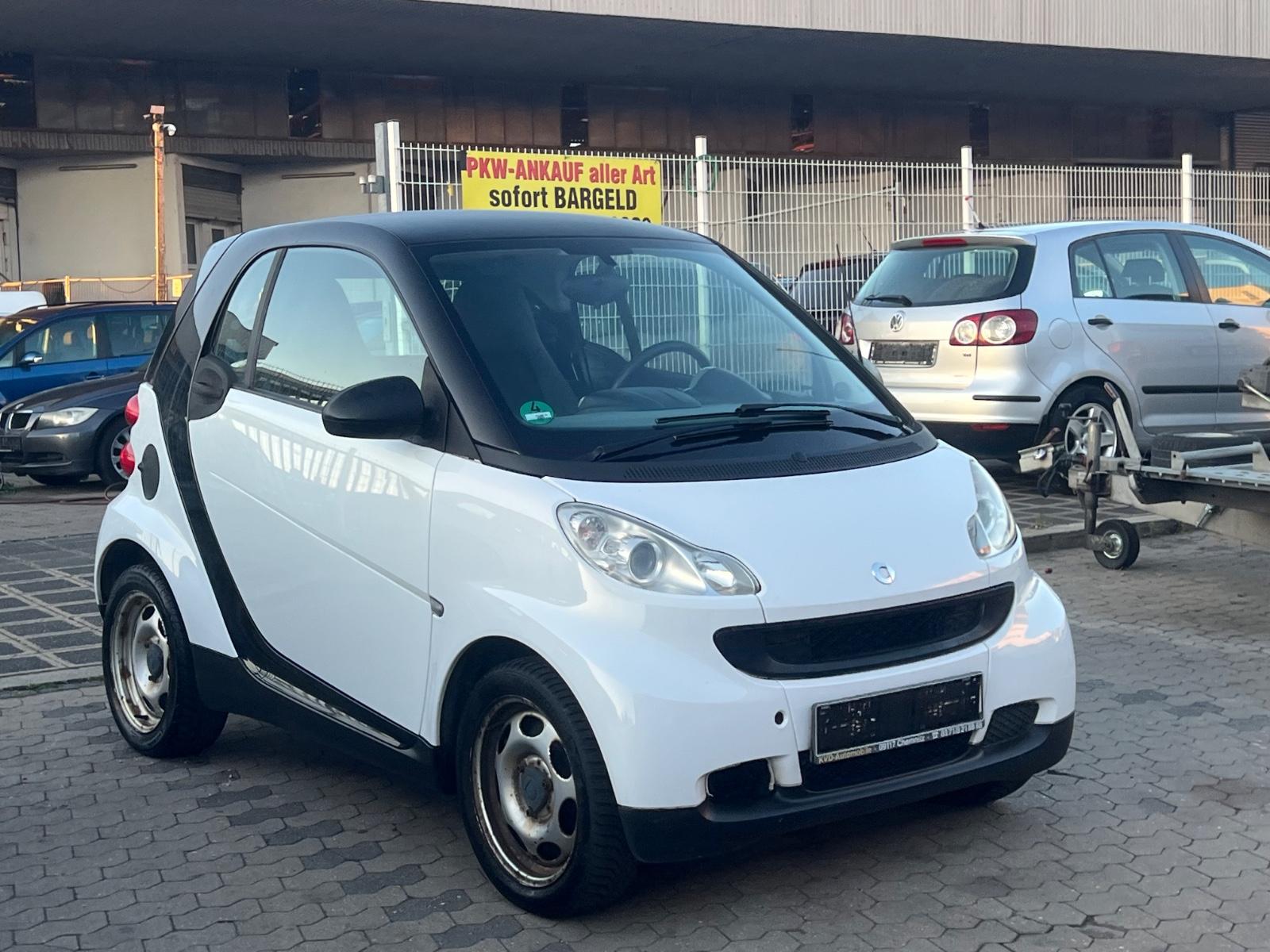 Smart ForTwo coupé 1.0 45kW mhd pure, Tüv-11.2026