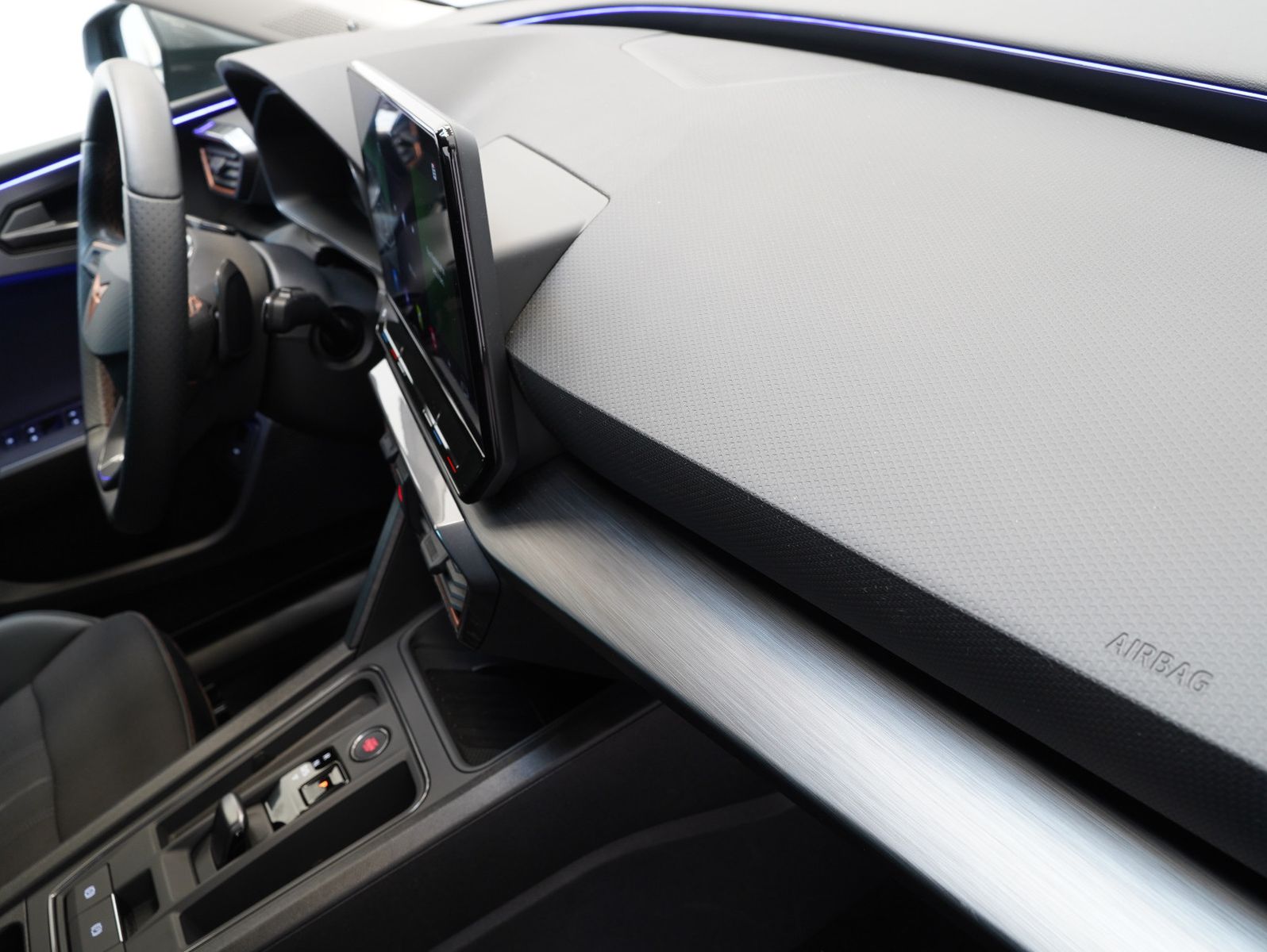 Fahrzeugabbildung CUPRA Leon Sportstourer 2.0 TSI DSG