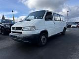 Volkswagen T4 Caravelle 2.0 - Volkswagen T4 mit Benzin-Antrieb: Kleinbus, 2.0