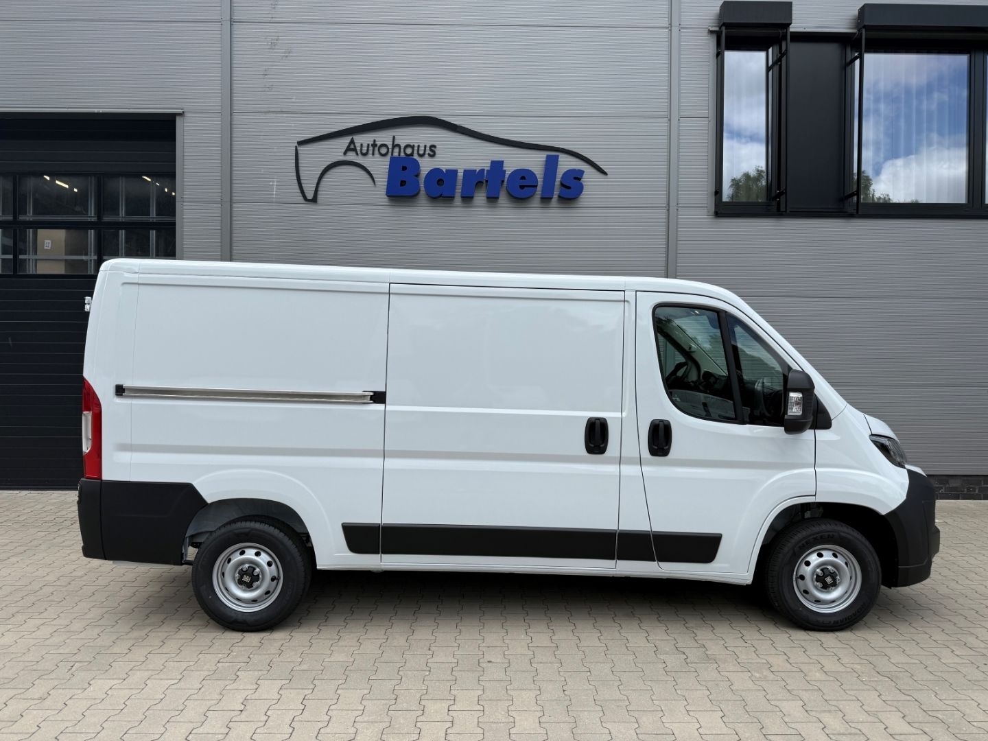 Fahrzeugabbildung Fiat Ducato Kastenwagen L2H1 Multijet 33 L2 H1 Kawa