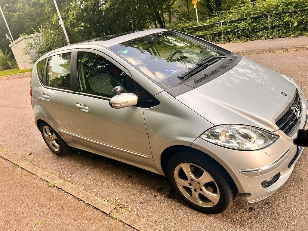 Mercedes-Benz A 200