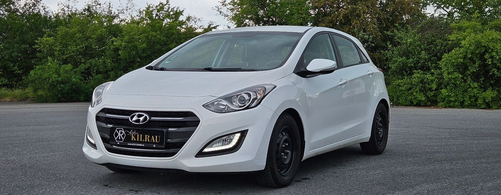 HYUNDAI i30 blue Euro 6 Alufelgen 8-fach bereift