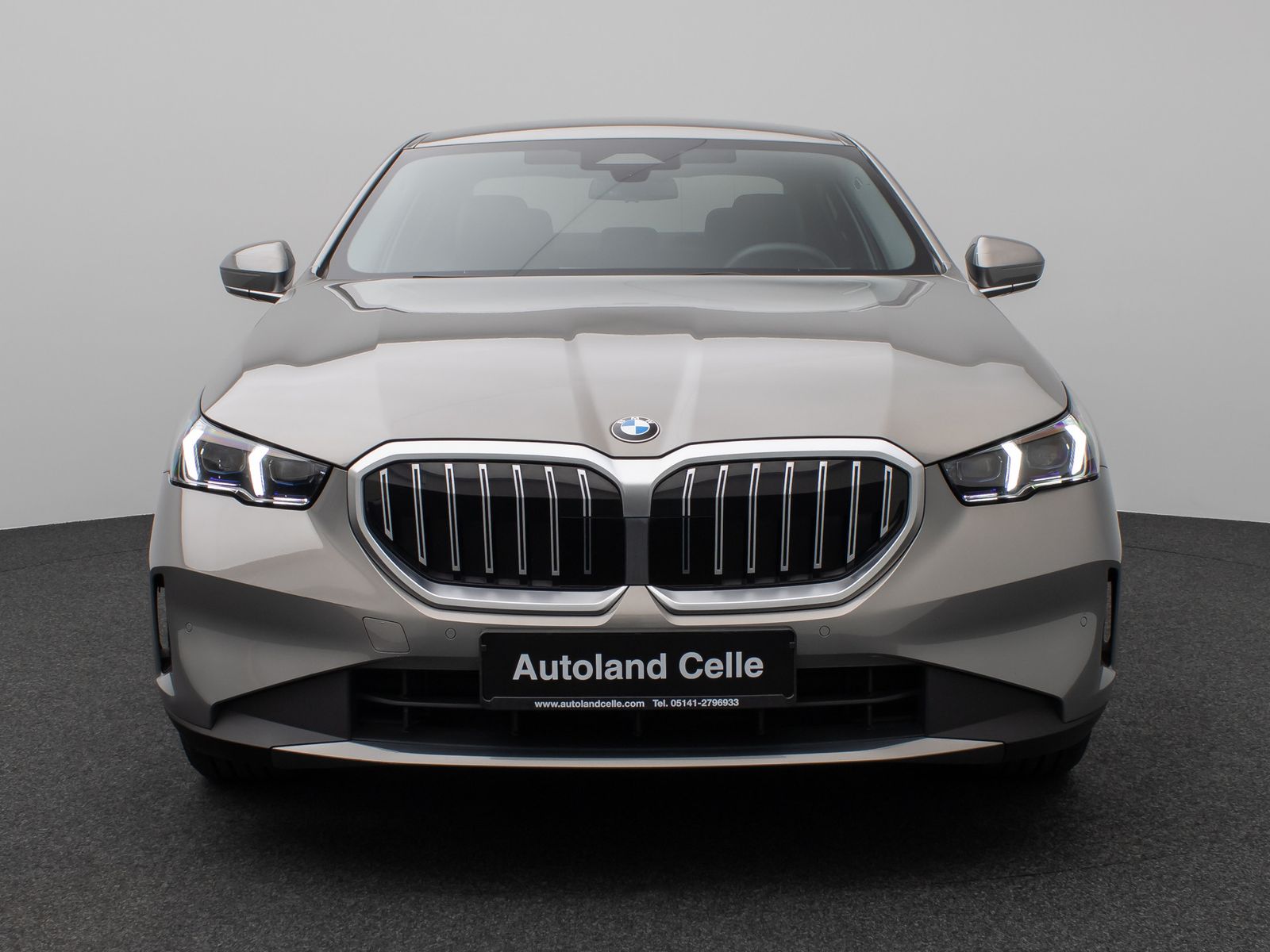 Fahrzeugabbildung BMW 520d Kamera DAB Leder Alarm Sport DigKey 18Zoll