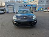 Porsche Panamera Turbo - Porsche Panamera mit Benzin-Antrieb: Automatik