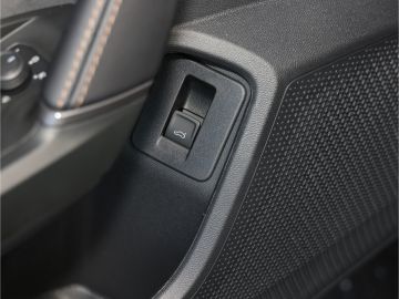 Cupra Leon ST VZ 2.0 TSI  4Drive DSG AHK Kamera Voll L