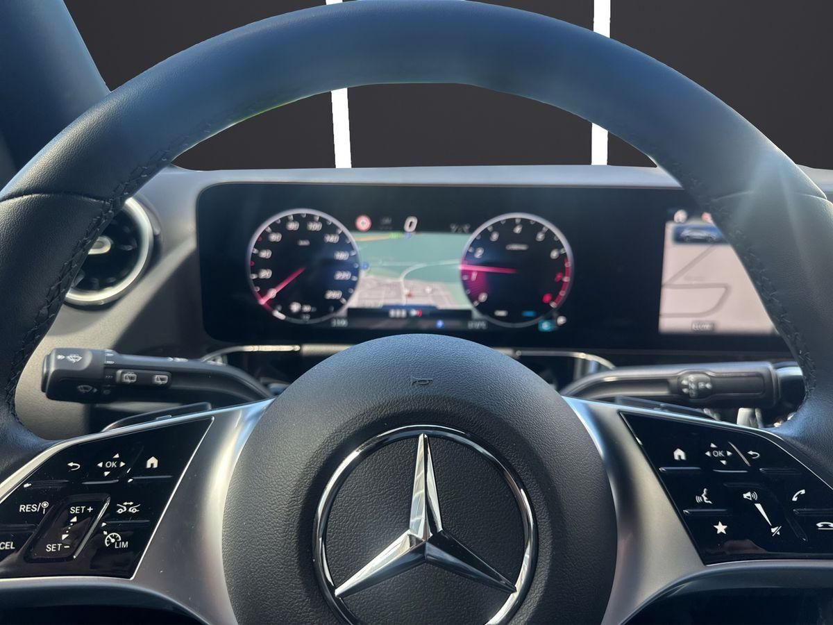 Mercedes-Benz GLA 180 Progressive Line Adv. Winter Kamera MBUX foto 12