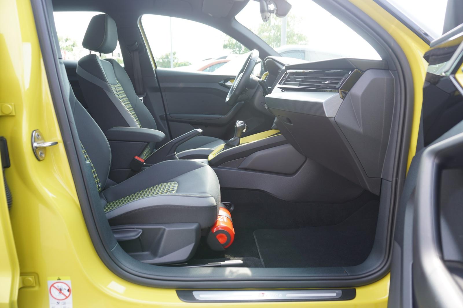 Audi A1 SB 30 1.0 TFSI S-Line LED Keyless Bluetooth