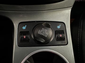 Ford C-Max Titanium *AHK*Klima*Kamera*DAB*Panorama*