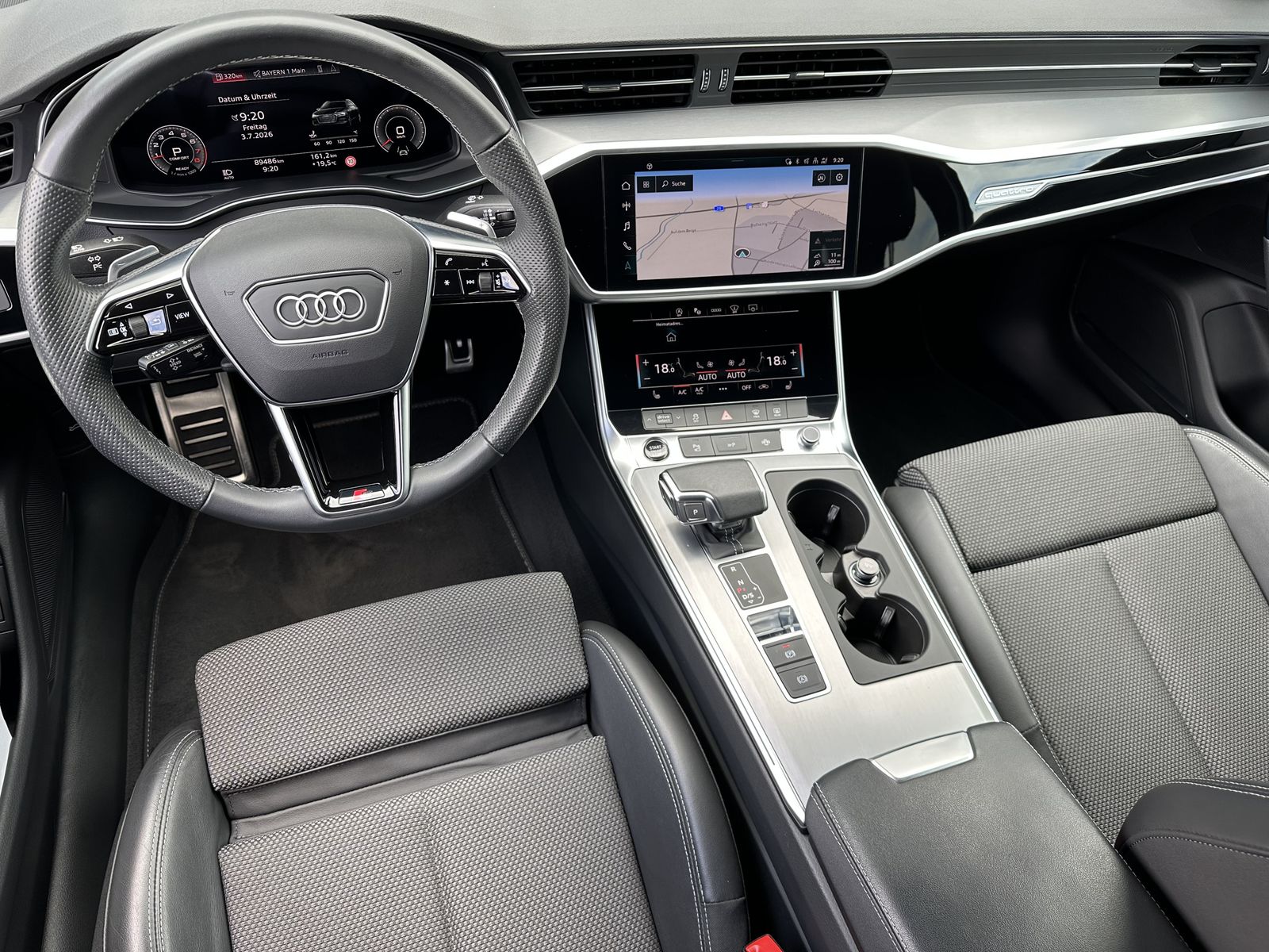 Fahrzeugabbildung Audi A6 Avant 45 TFSI Qu S-Line NAV+LED+B&O+360°+AHK